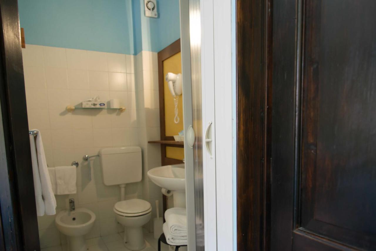 Hotel Elisabetta Σέστρι Λεβάντε Εξωτερικό φωτογραφία