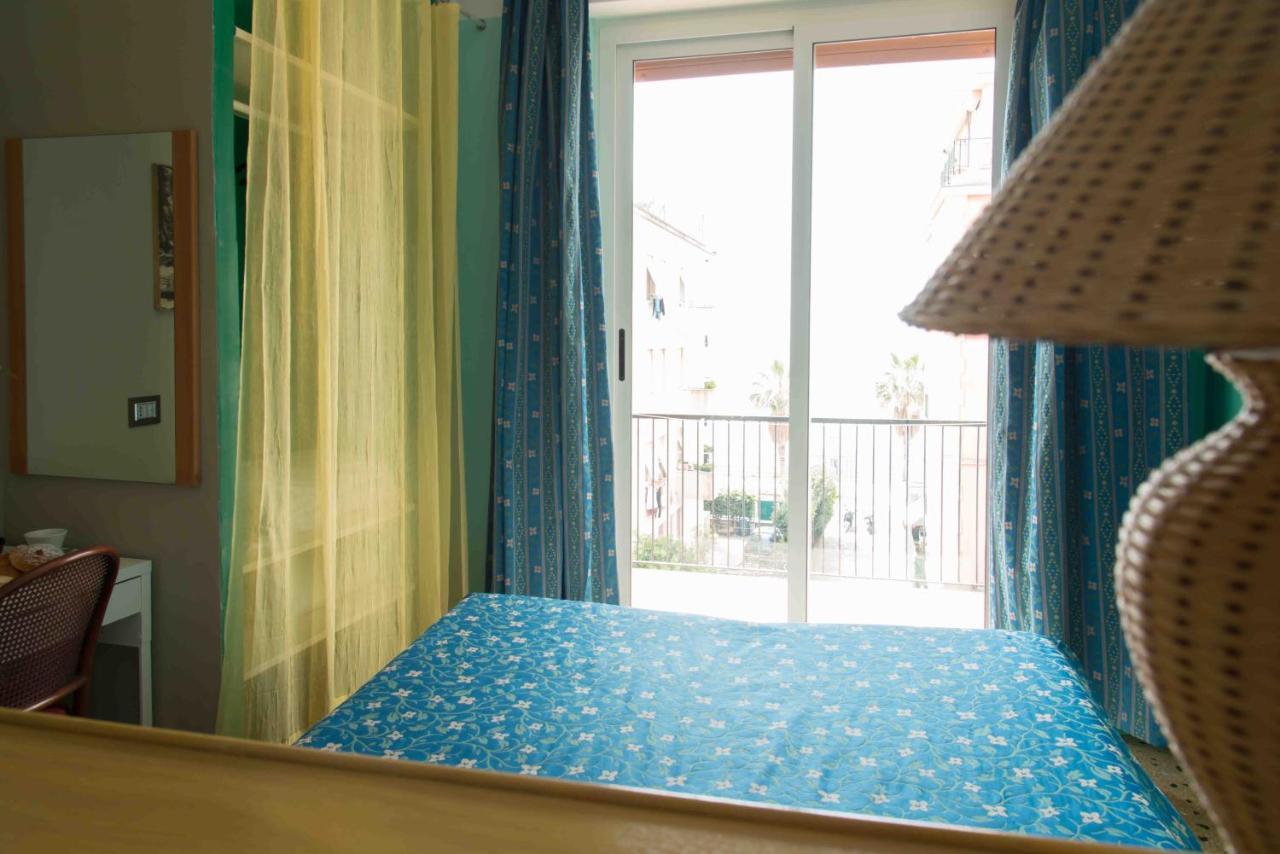 Hotel Elisabetta Σέστρι Λεβάντε Εξωτερικό φωτογραφία