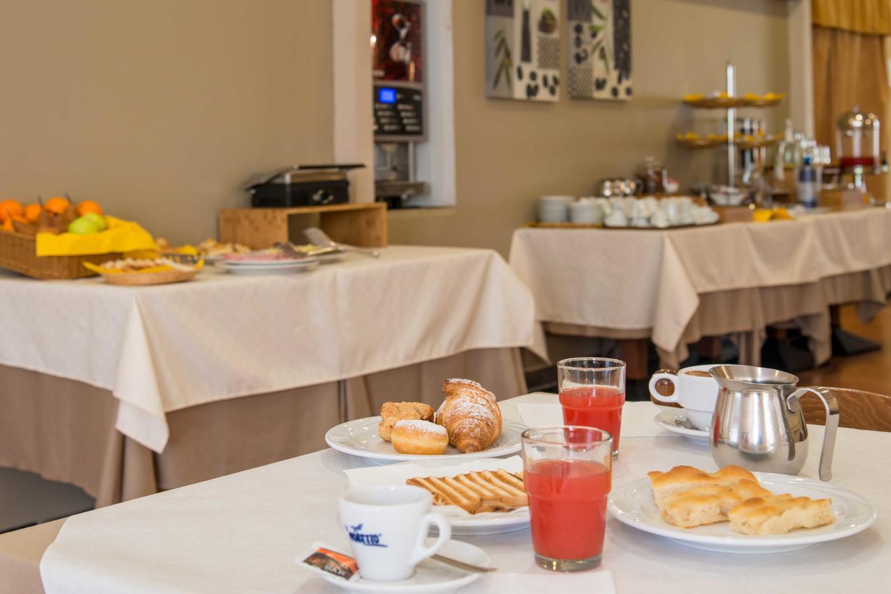 Hotel Elisabetta Σέστρι Λεβάντε Εξωτερικό φωτογραφία